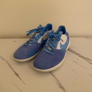 🛑SOLD Nike Tennis Shoes